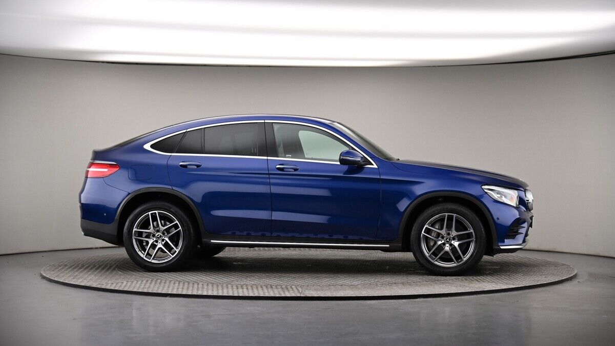 More views of Mercedes-Benz GLC