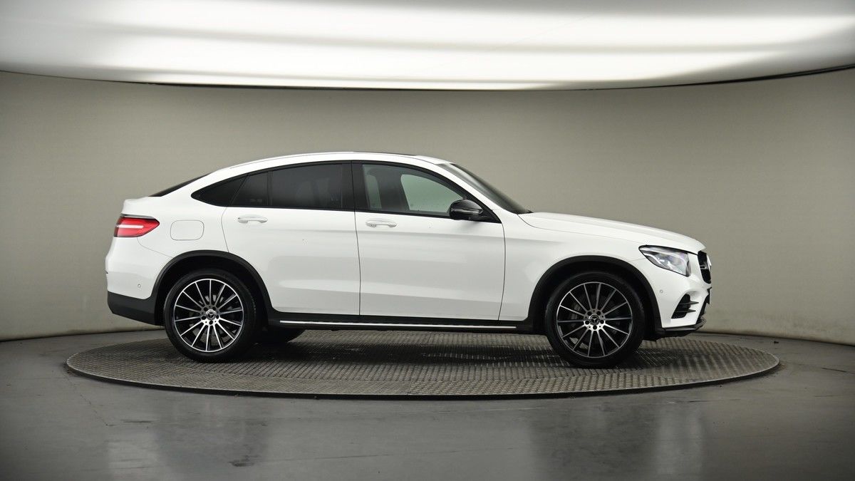 More views of Mercedes-Benz GLC