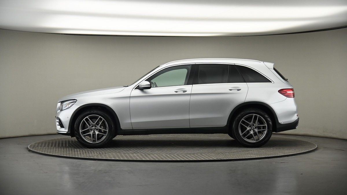 Mercedes-Benz GLC Image 19