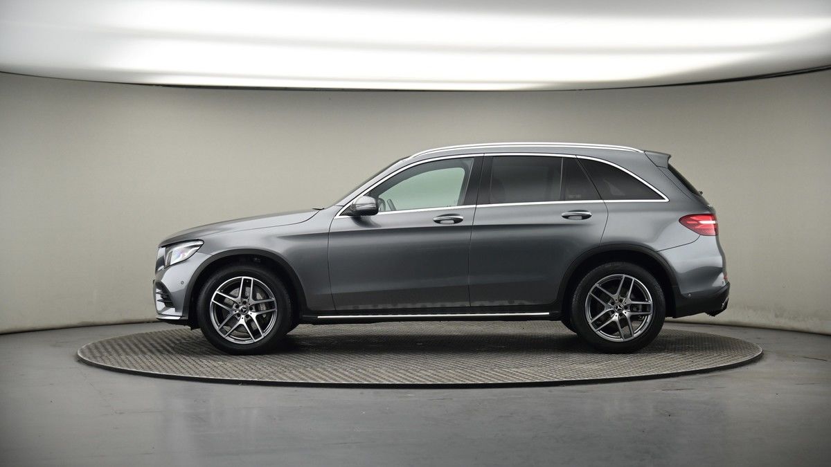 Mercedes-Benz GLC Image 19