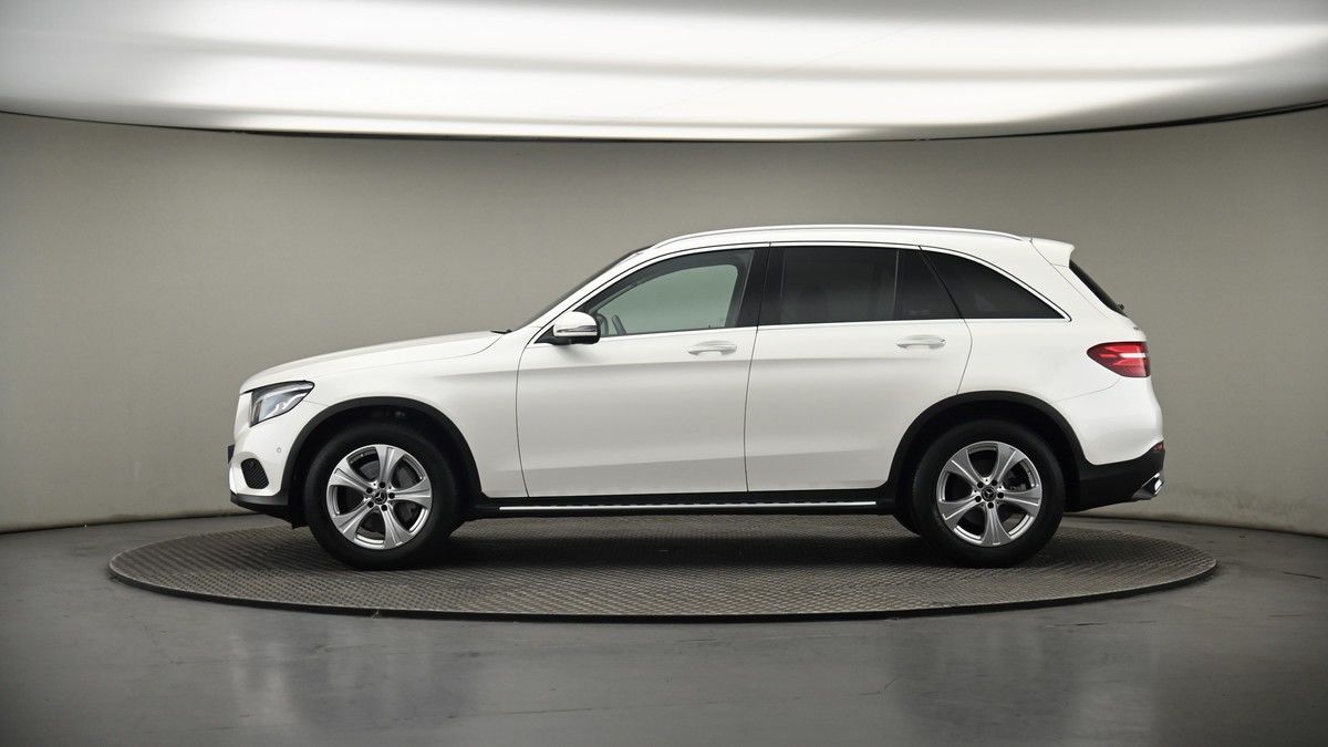 Mercedes-Benz GLC Image 19