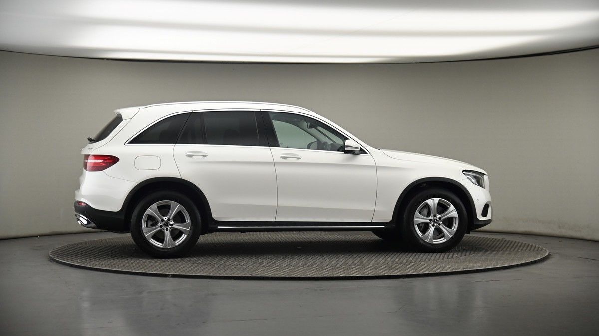 More views of Mercedes-Benz GLC