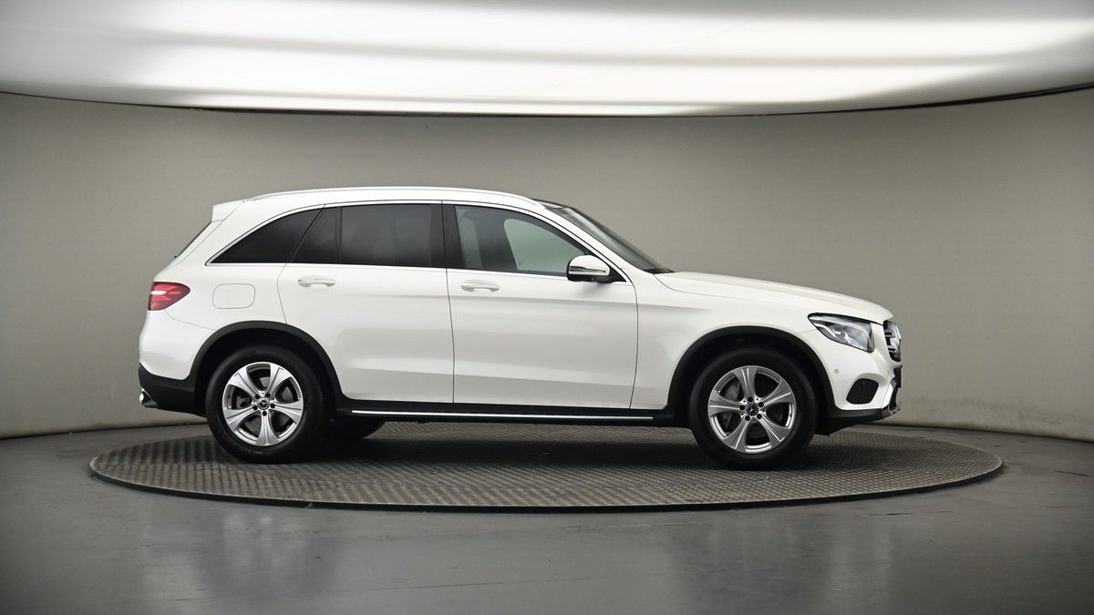 More views of Mercedes-Benz GLC