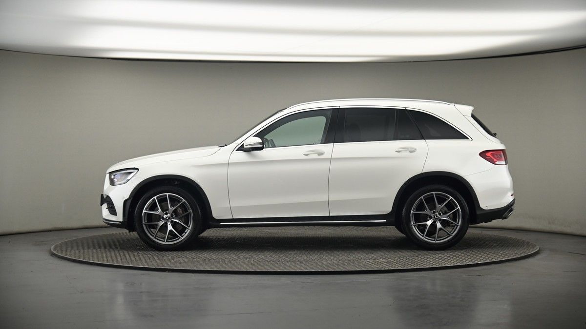 Mercedes-Benz GLC Image 19