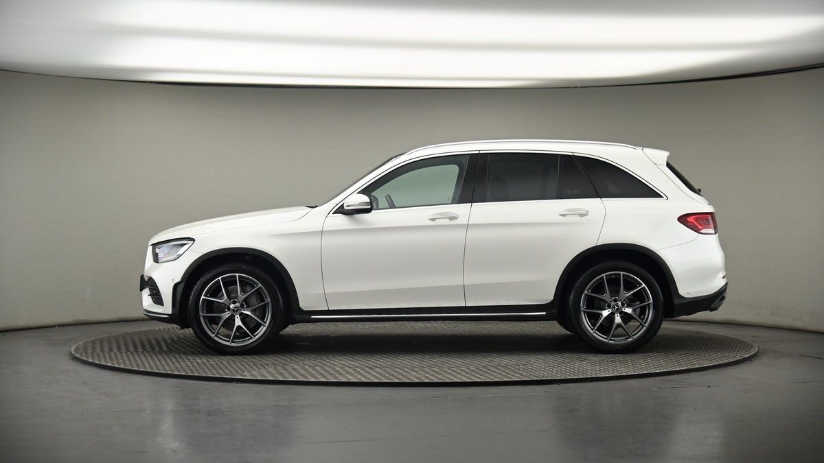 Mercedes-Benz GLC Image 19