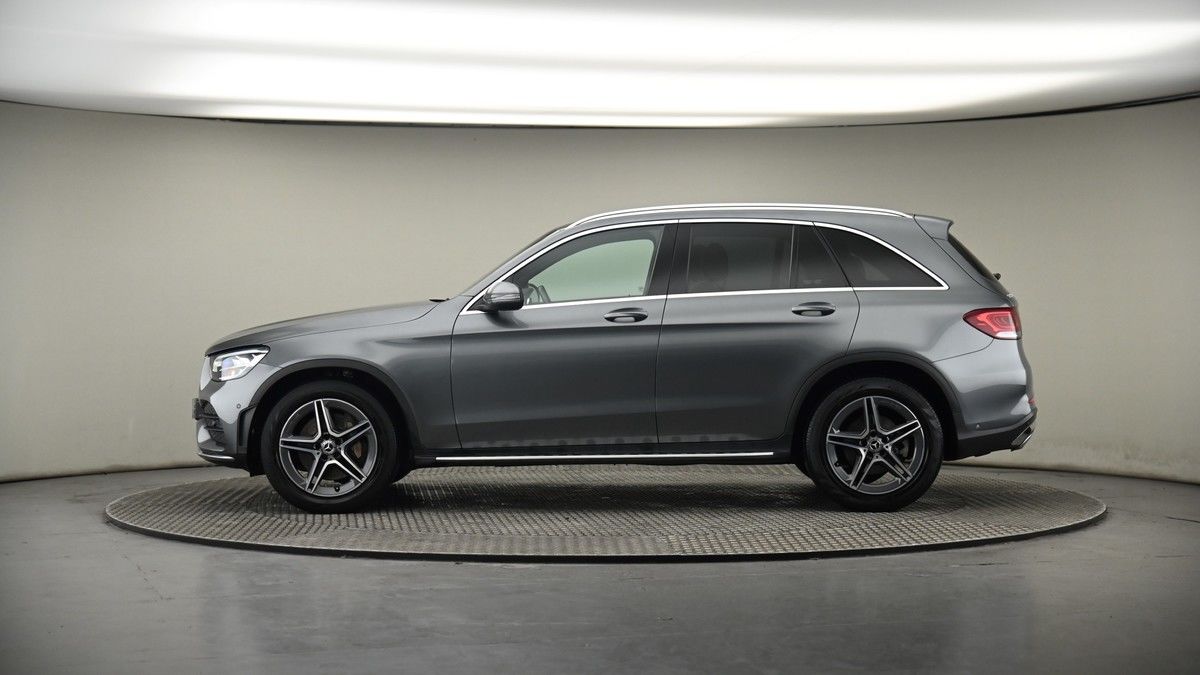 Mercedes-Benz GLC Image 19