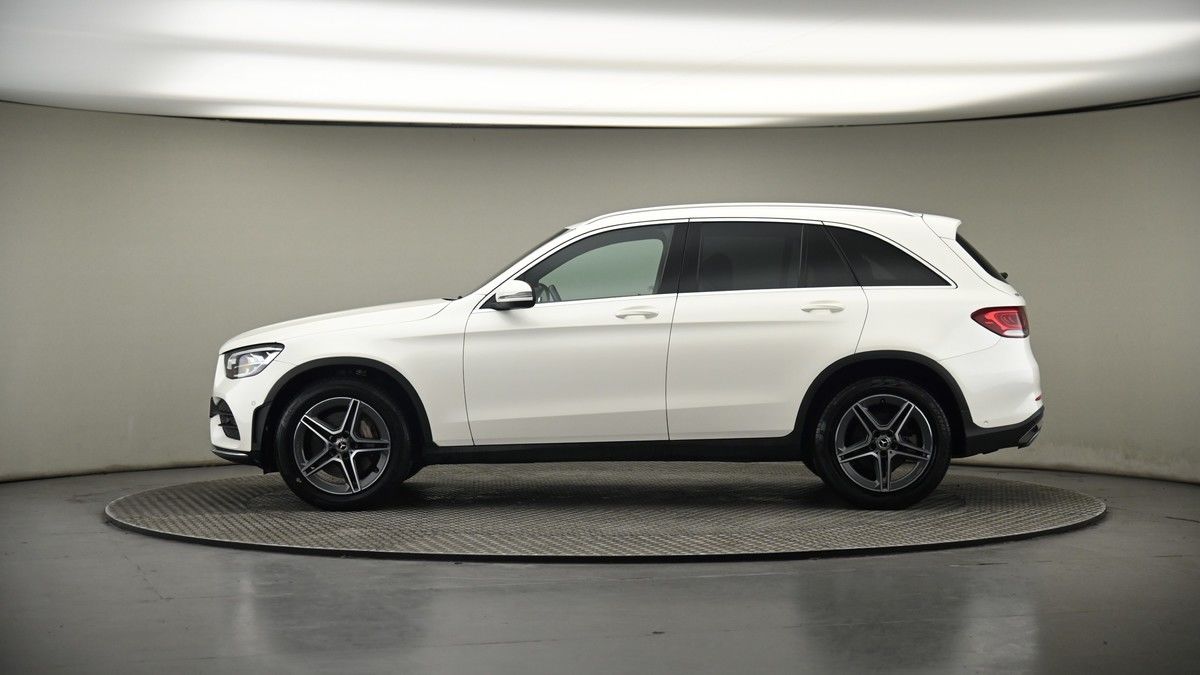 Mercedes-Benz GLC Image 19