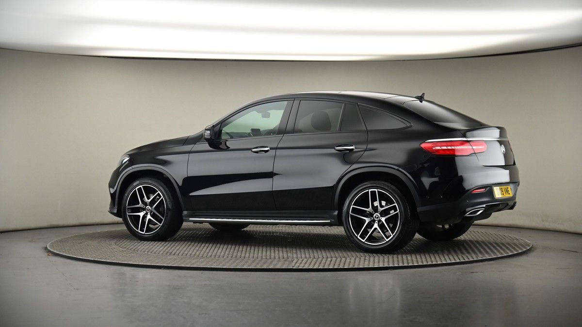 More views of Mercedes-Benz GLE