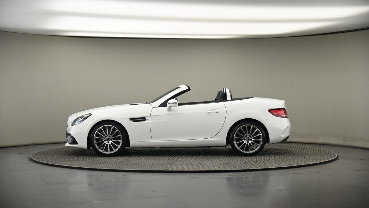 Mercedes-Benz SLC Image 19