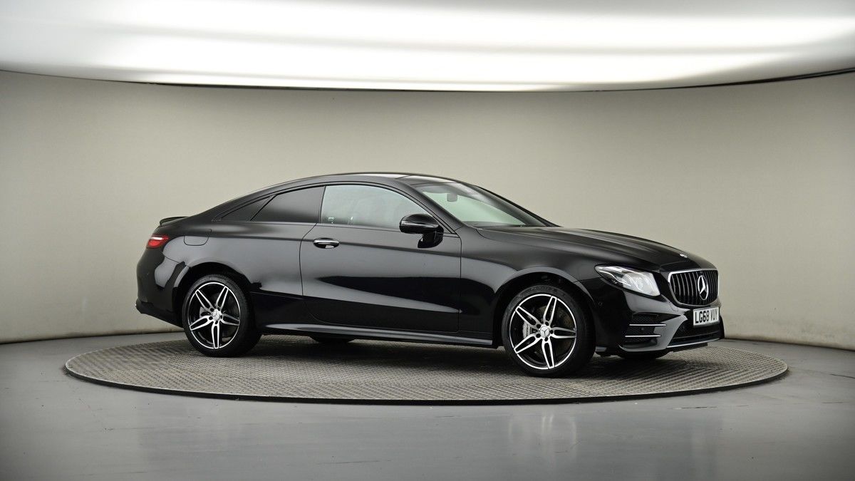 Mercedes-Benz E Class Image 6