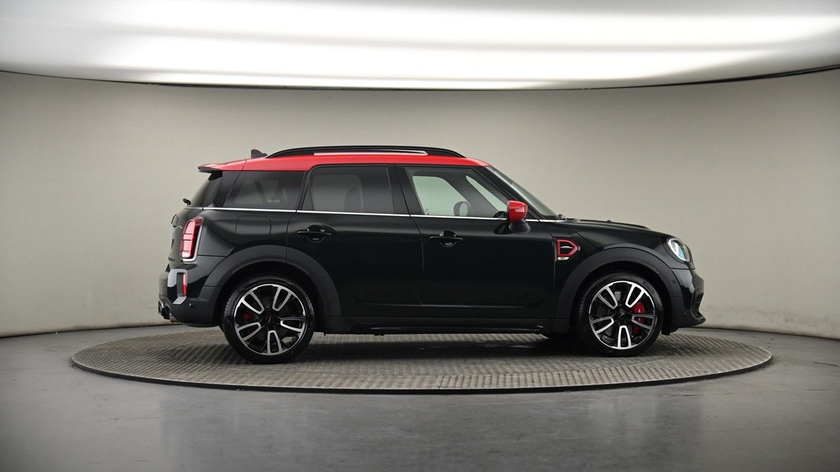 More views of MINI Countryman