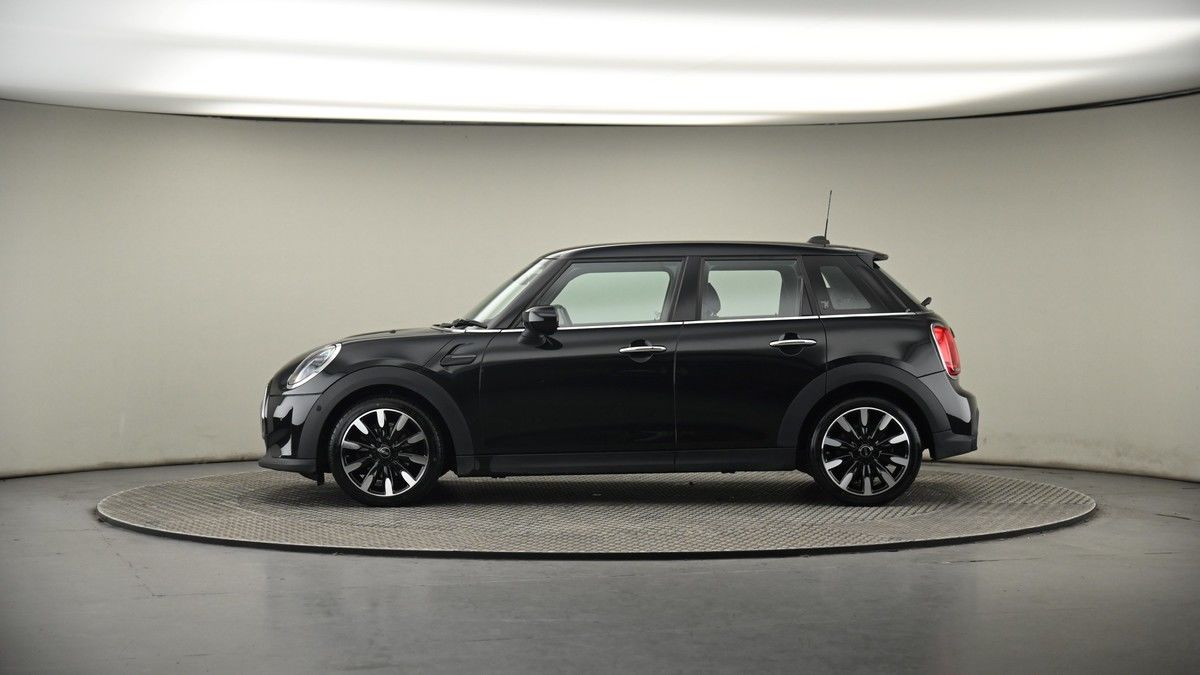 MINI Hatch Image 19