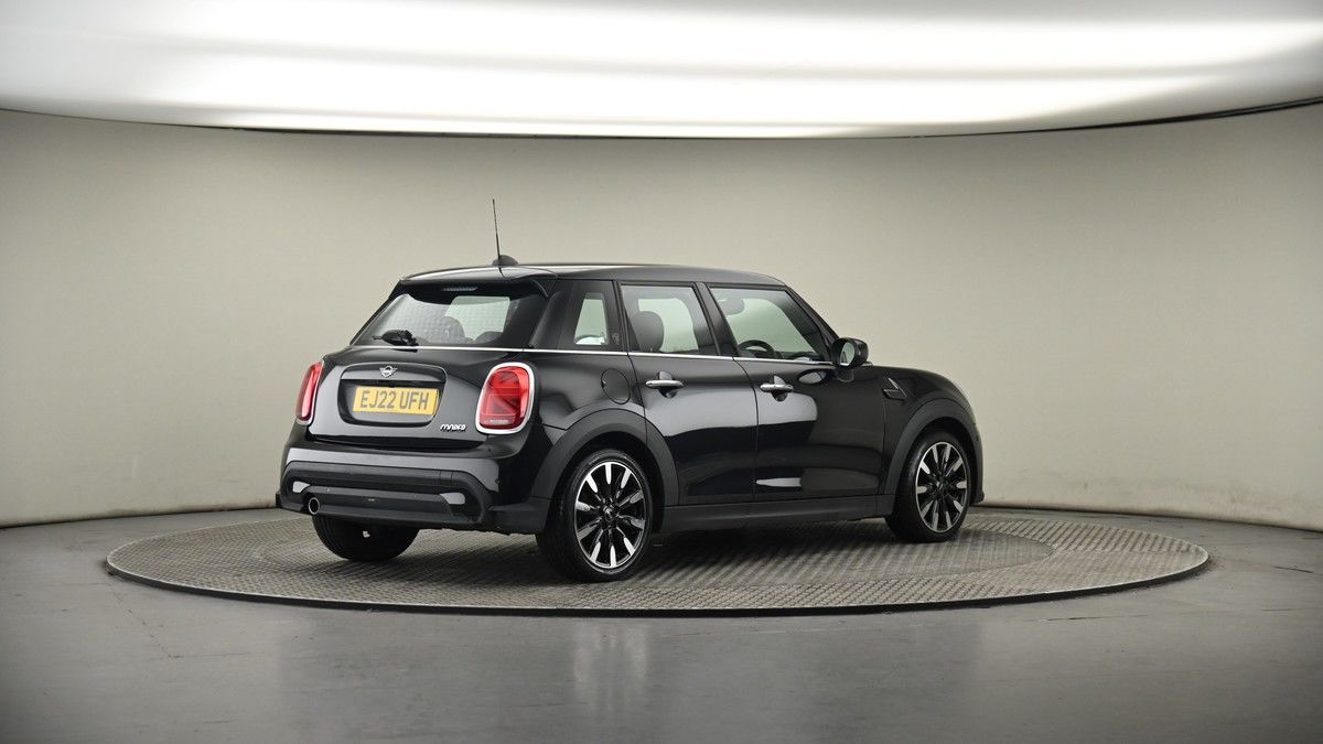 MINI Hatch Image 7