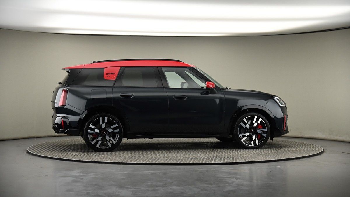 More views of MINI Countryman