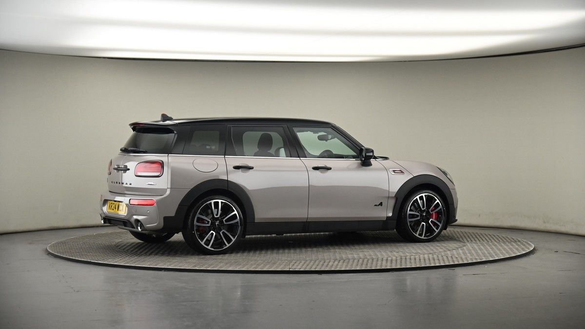 More views of MINI Clubman