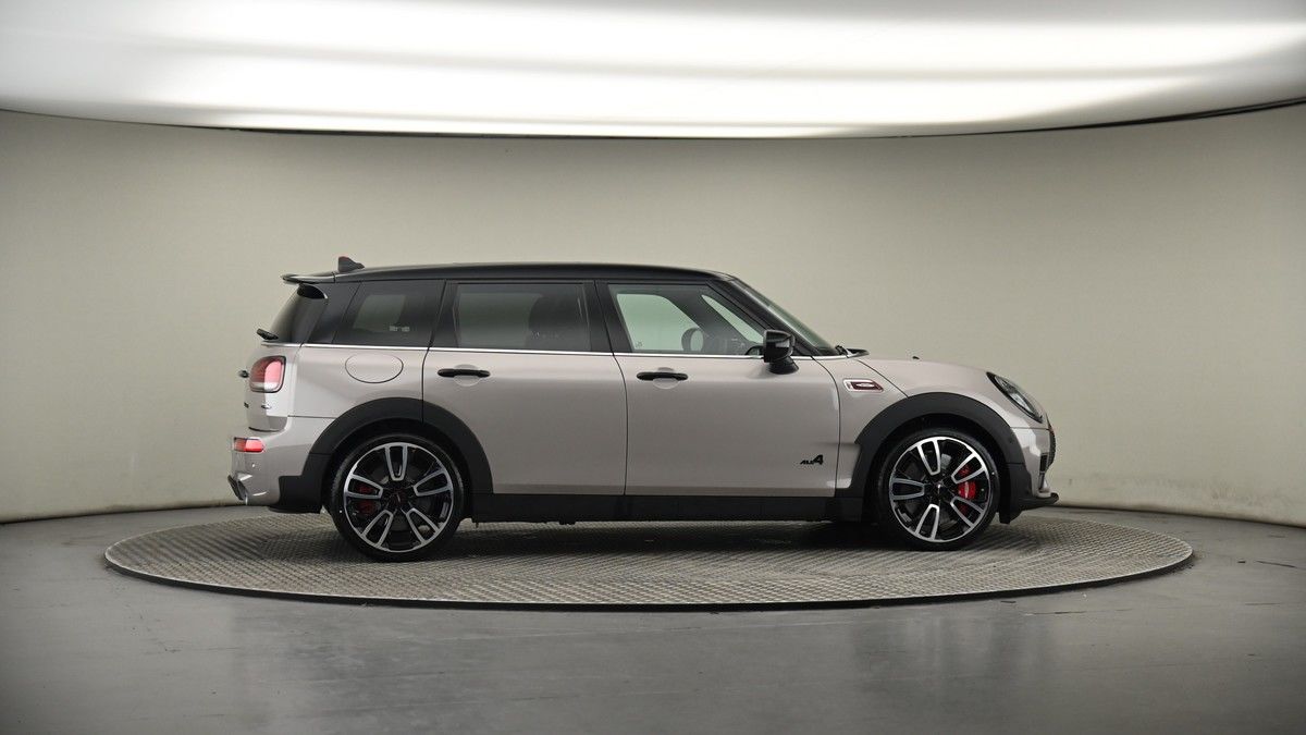 More views of MINI Clubman