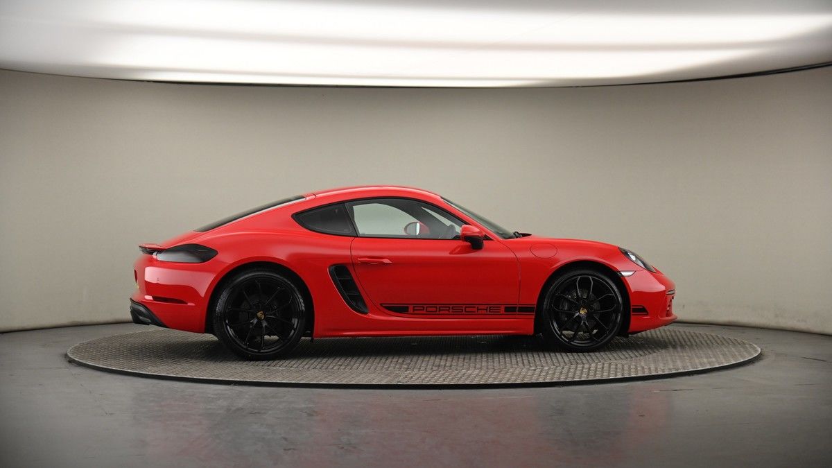 More views of Porsche 718 Cayman