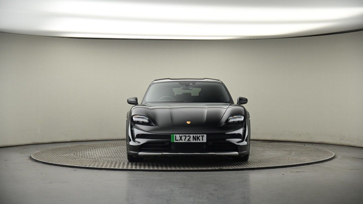 Porsche Taycan Image 18