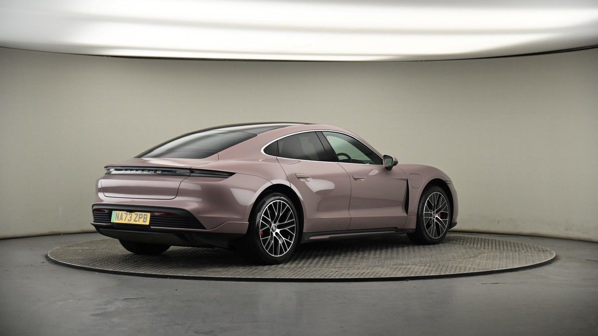 Porsche Taycan Image 7