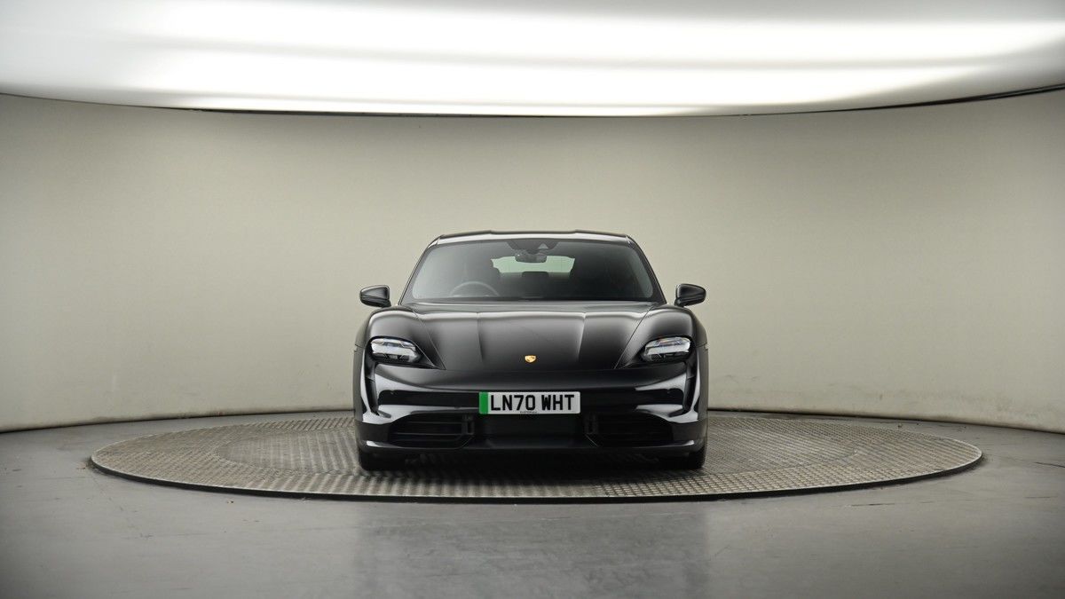 Porsche Taycan Image 18