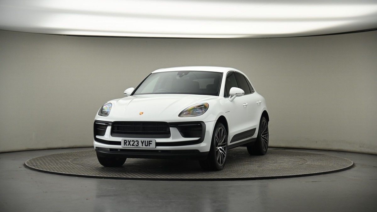 More views of Porsche Macan