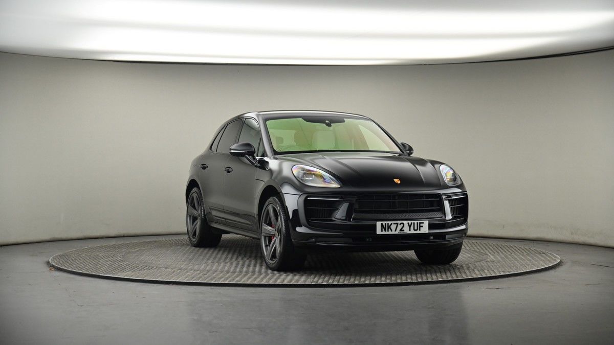 More views of Porsche Macan