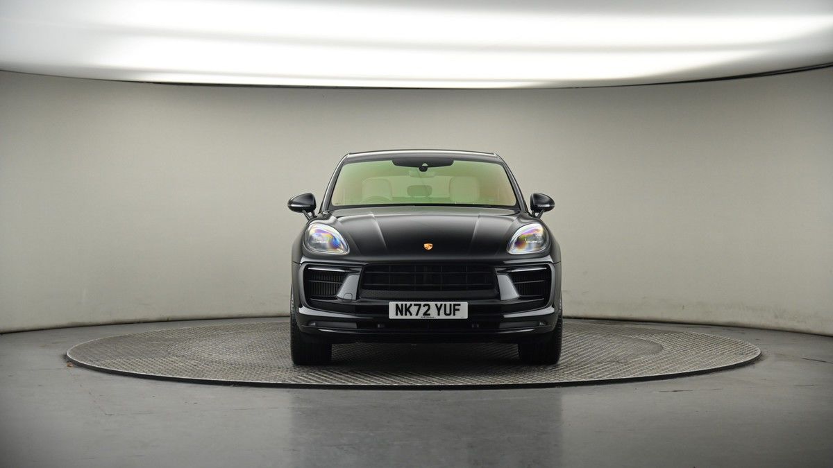 Porsche Macan Image 18