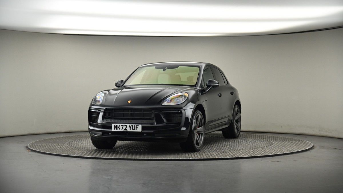 More views of Porsche Macan