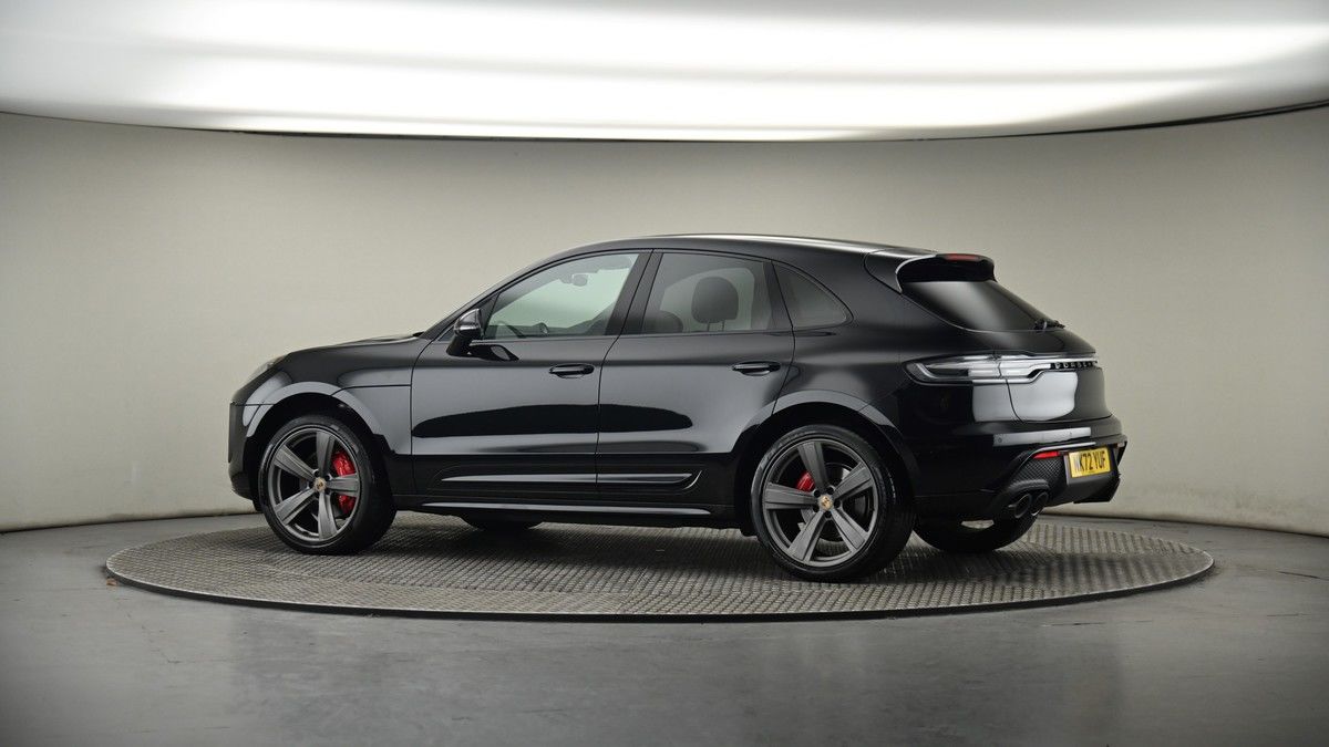 More views of Porsche Macan