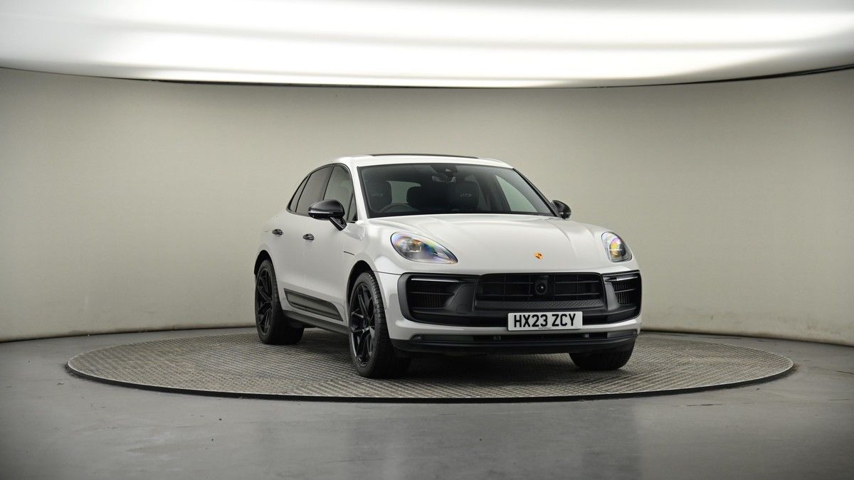 More views of Porsche Macan