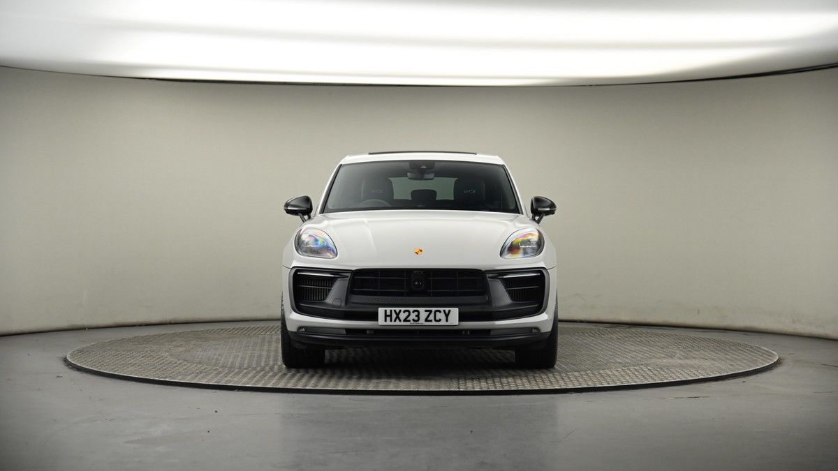 Porsche Macan Image 17