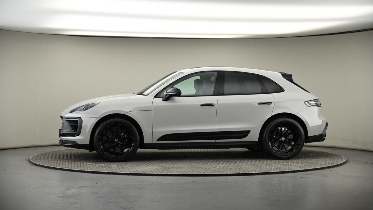 More views of Porsche Macan