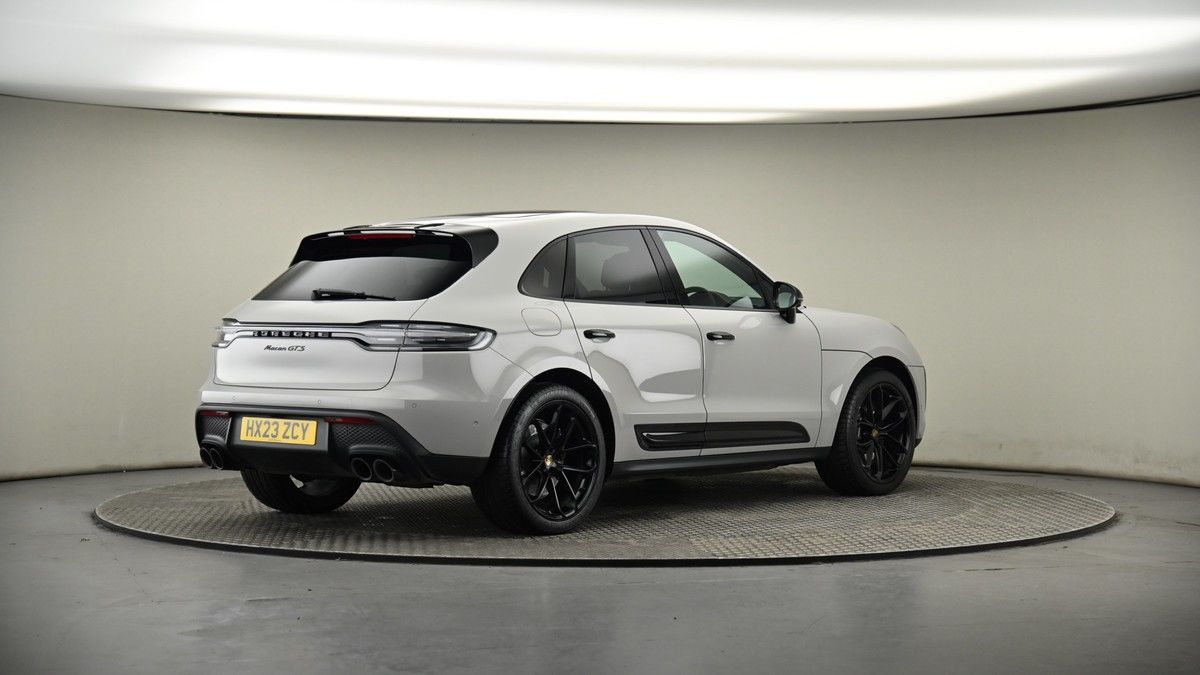 Porsche Macan Image 7