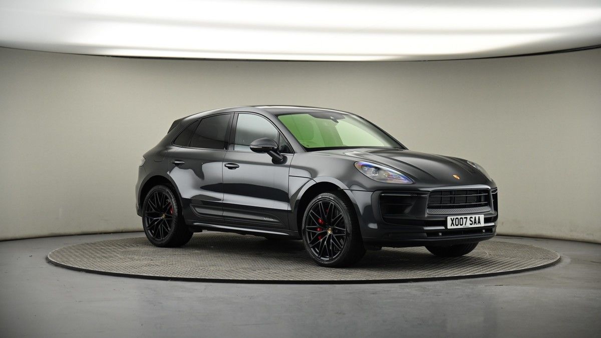 More views of Porsche Macan