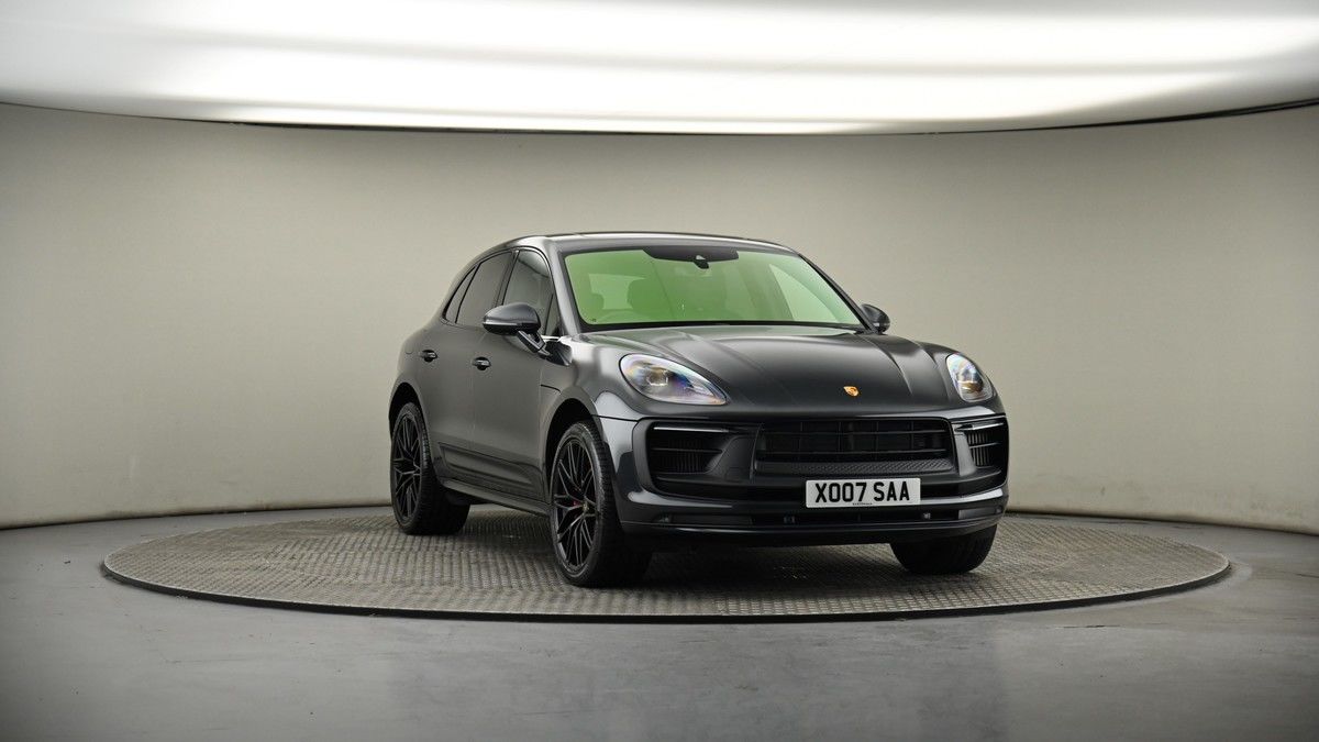 More views of Porsche Macan