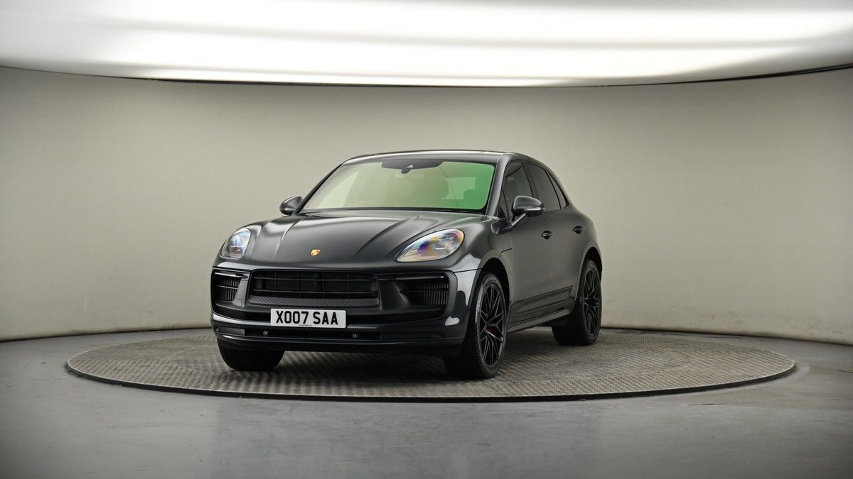 More views of Porsche Macan