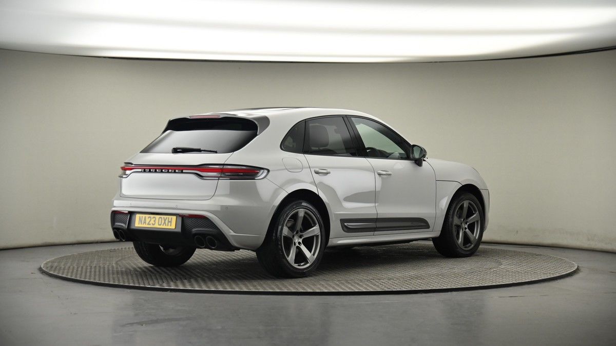 Porsche Macan Image 7