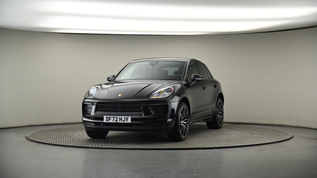 More views of Porsche Macan