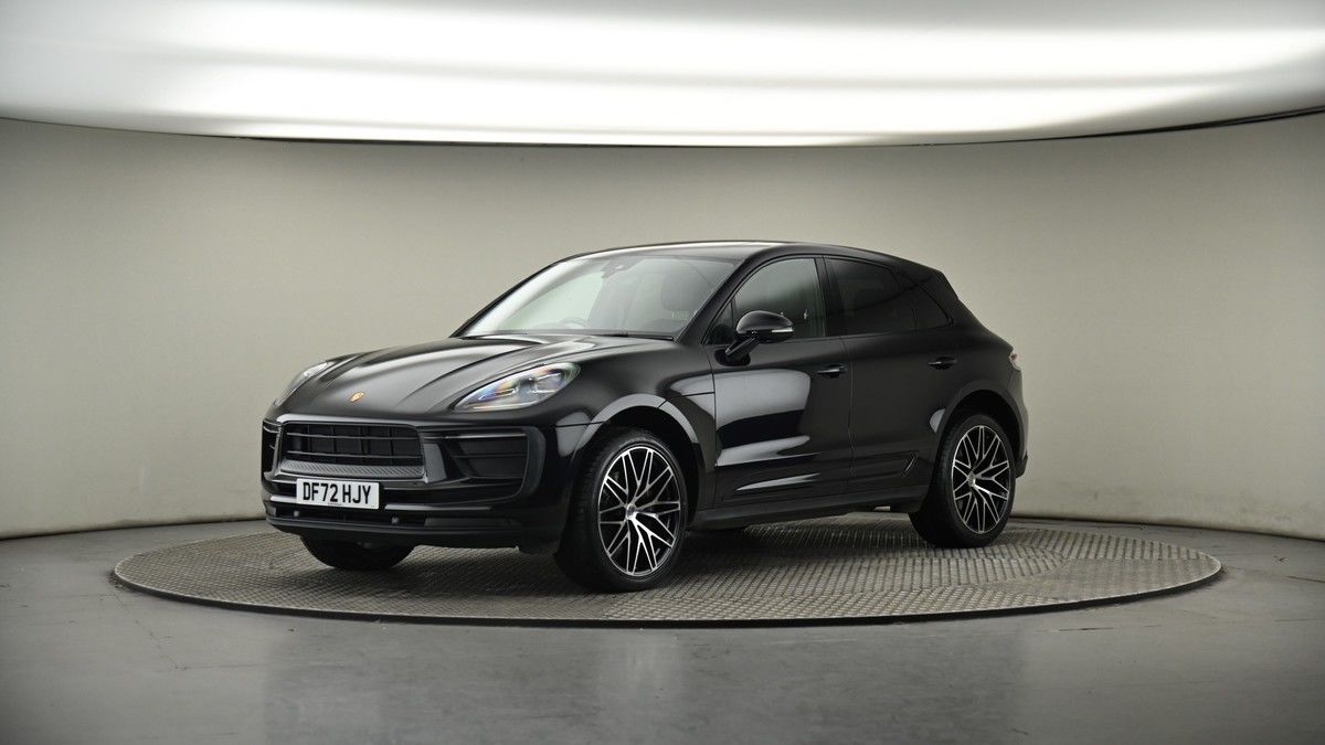 More views of Porsche Macan