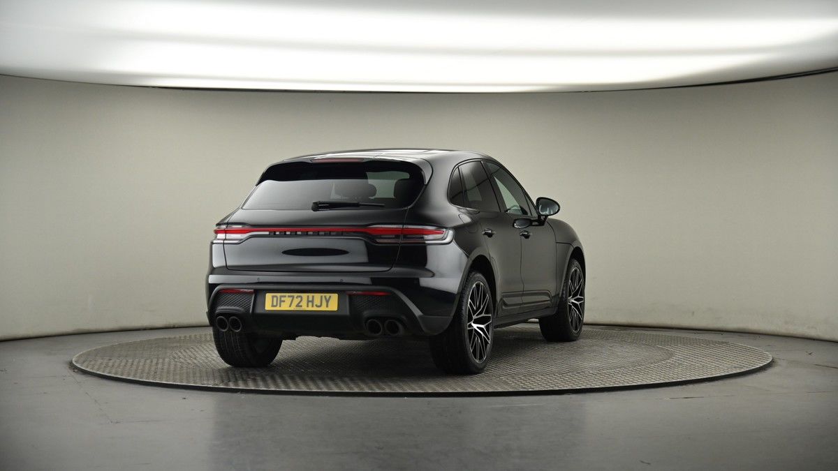 More views of Porsche Macan