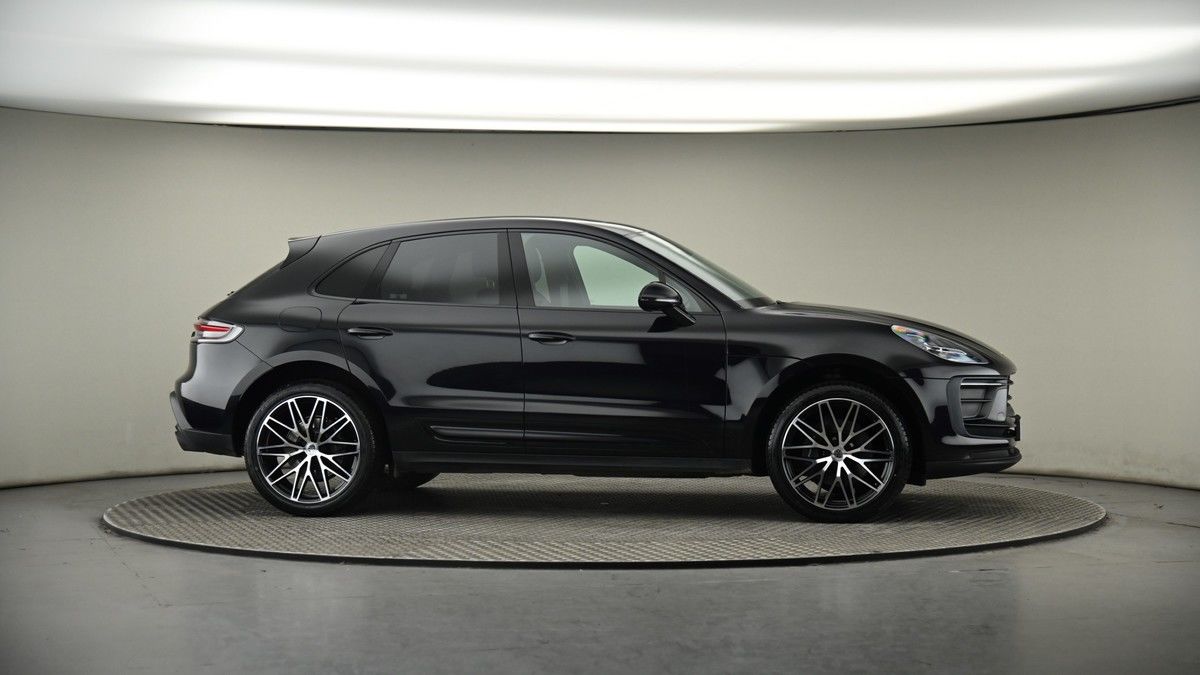 More views of Porsche Macan