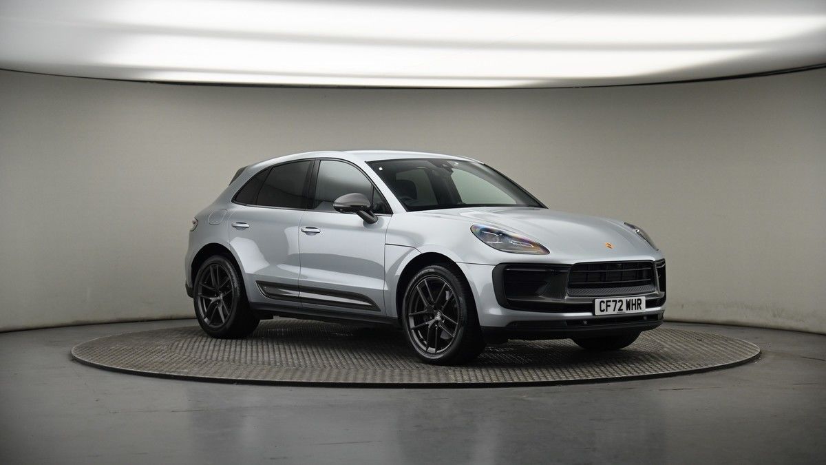 More views of Porsche Macan