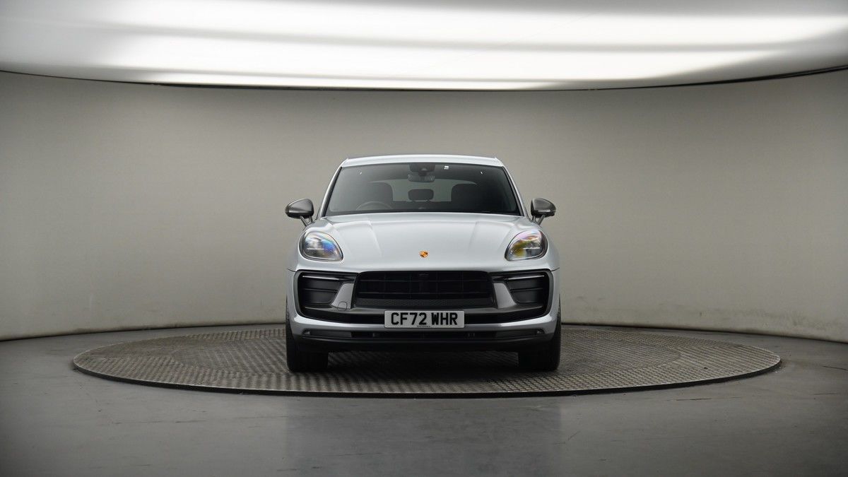 More views of Porsche Macan