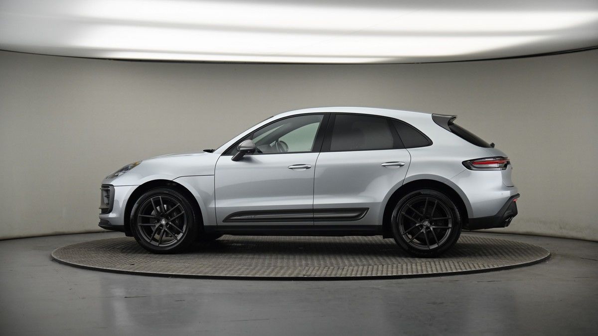 More views of Porsche Macan