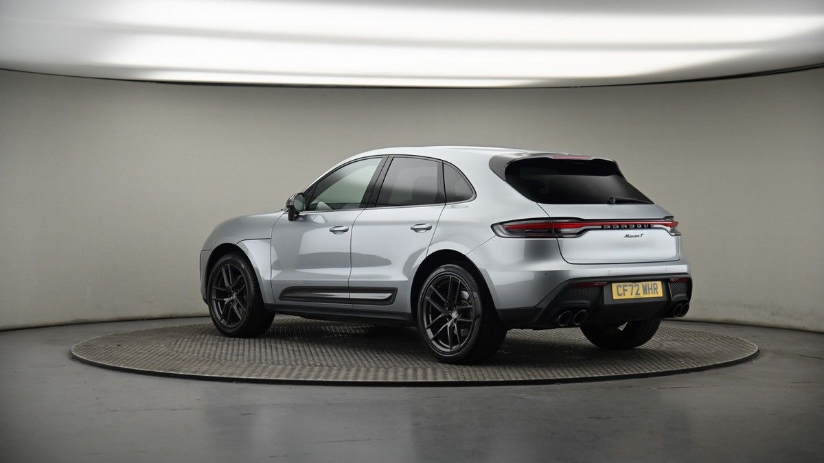 More views of Porsche Macan