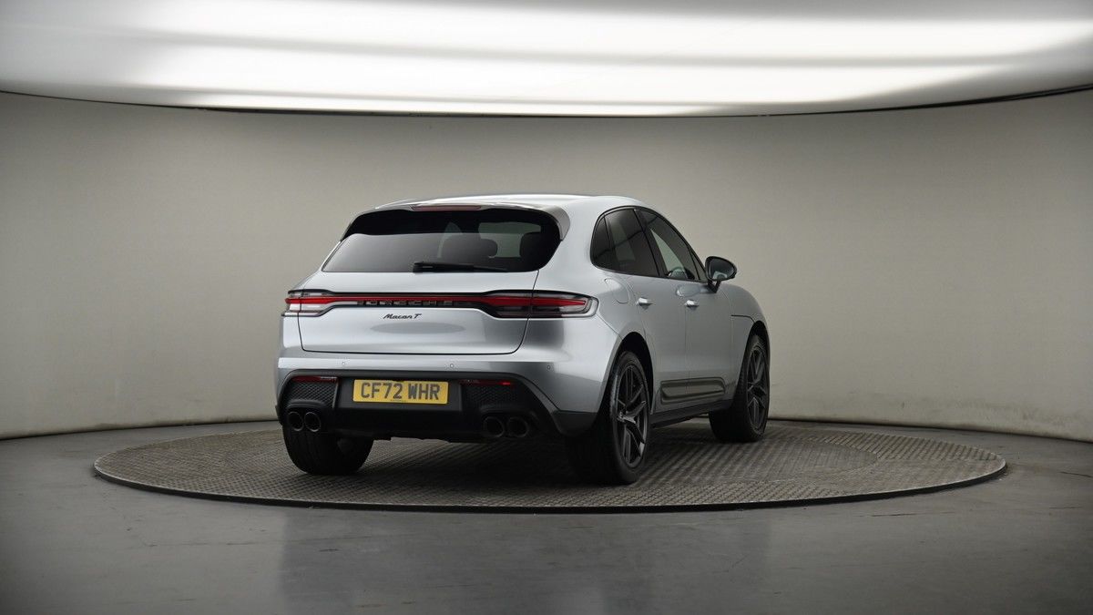 More views of Porsche Macan