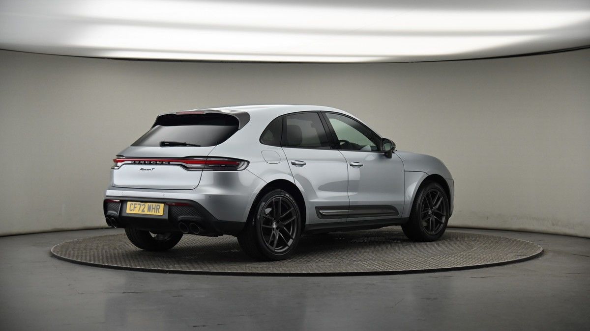 More views of Porsche Macan