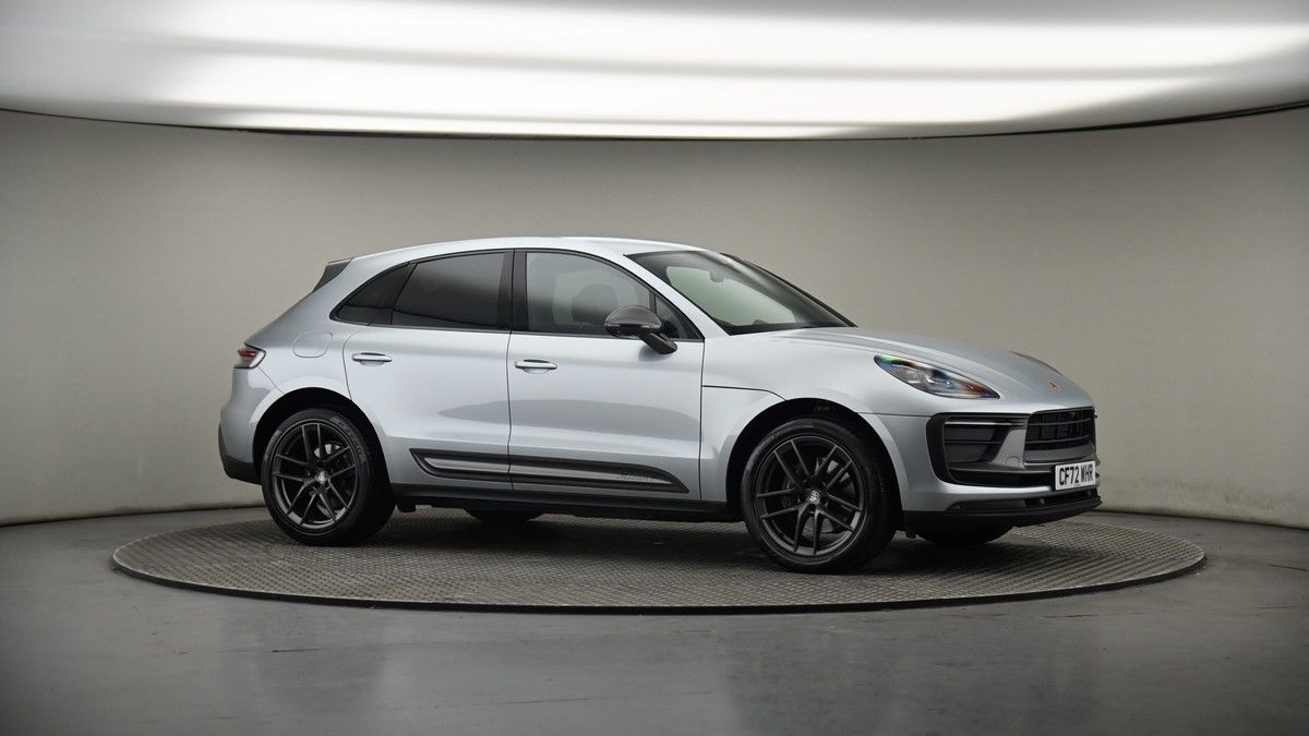 More views of Porsche Macan