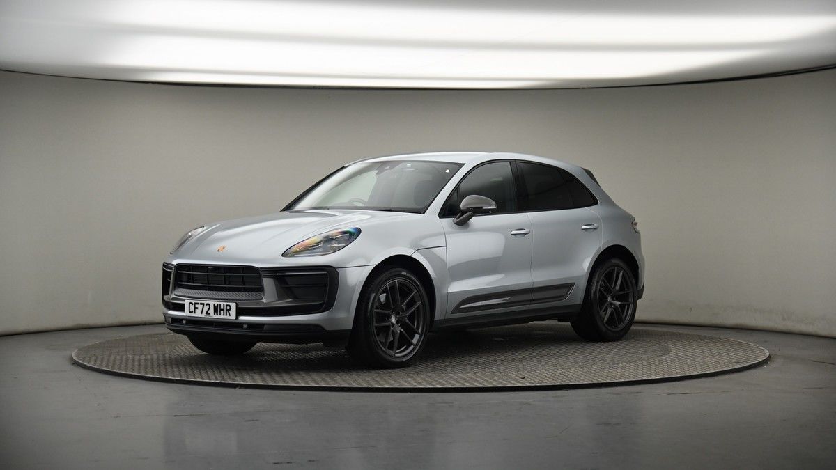 More views of Porsche Macan