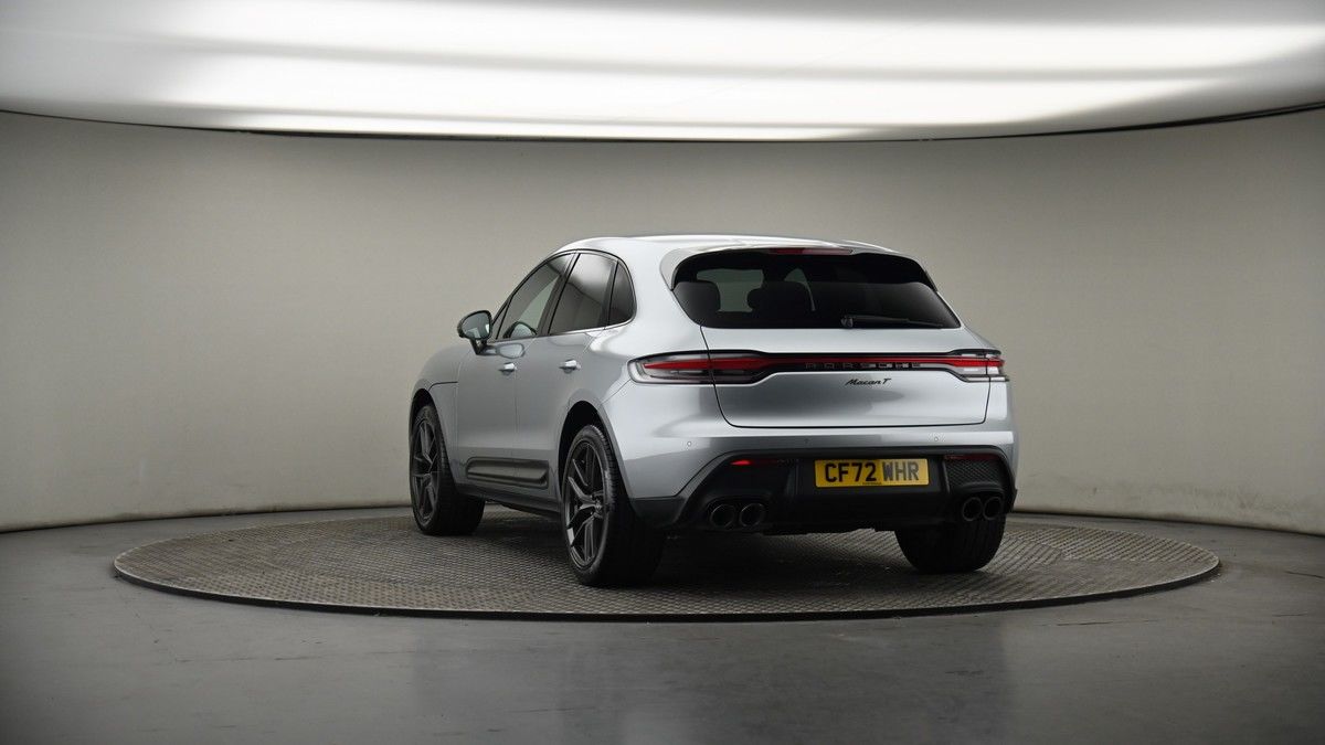 More views of Porsche Macan